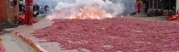 Mostarci zapalili 15.000 petardi odjednom, a Kinezi - milion (VIDEO)